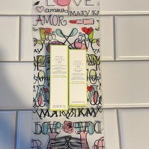 Mary Kay Satin Lips Set